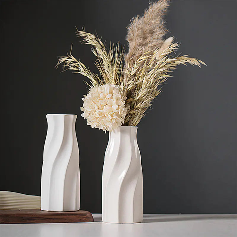 Sleek Modern Ceramic Flower Holder – Timeless White Décor Piece