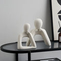Resin Couple Figurine – Minimalist Abstract Accent for Stylish Interiors