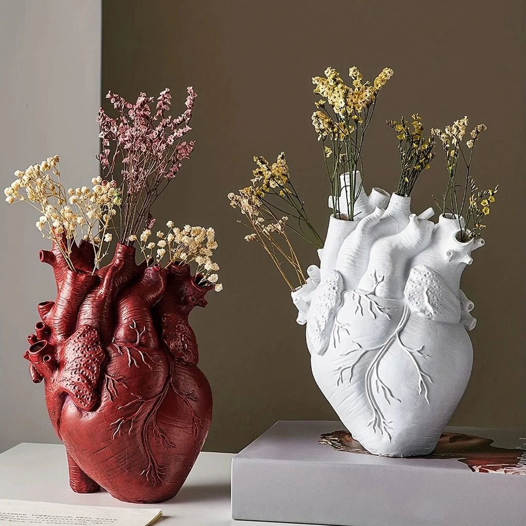 Elegant Anatomical Heart Vase – Nordic Resin Pot for Tabletop Floral Arrangements